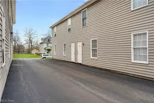 832 Michigan Ave, Youngstown, OH 44504 - Photo 5