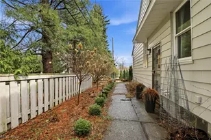 23250 Fairmount Blvd, Huber Heights, OH 44122 - Photo 43