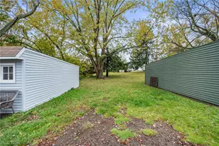 5234 Erwin St, Maple Heights, OH 44137 - Photo 39