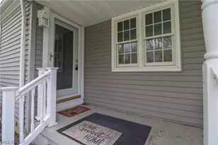 4071 Burgett Ln, Canfield, OH 44406 - Photo 3