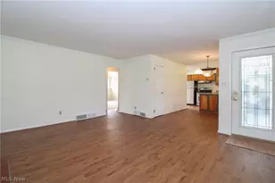 4071 Burgett Ln, Canfield, OH 44406 - Photo 5