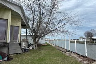 1631 N Anchor Ave, Port Clinton, OH 43452 - Photo 5