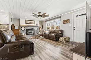 13671 Kent Ave NE, Hartville, OH 44632 - Photo 9