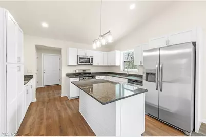 1328 Hazelwood, Akron, OH 44305 - Photo 7