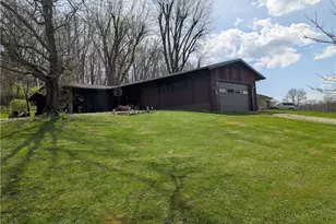 228 Crowley Dr, Roseville, OH 43777 - Photo 1