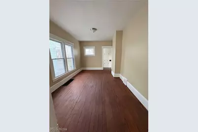 581 E 114th Street, Loveland, OH 44108 - Photo 5