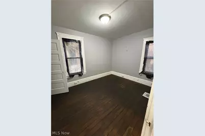 581 E 114th Street, Loveland, OH 44108 - Photo 11