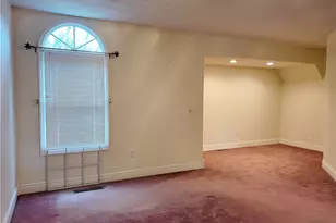 101 Lexington Dr, St Clairsville, OH 43950 - Photo 15