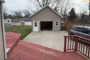 8141 Dartmoor Rd, Mentor, OH 44060 - Photo 27