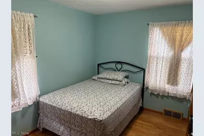 2436 Tuxedo Avenue, Parma, OH 44134 - Photo 23