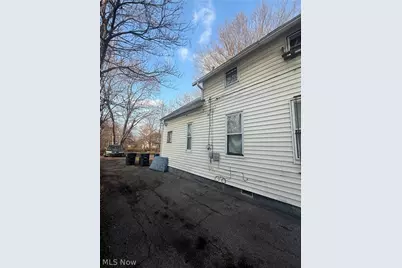 9515 Easton Avenue, Loveland, OH 44104 - Photo 3