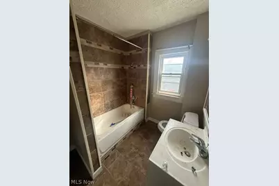 1406 Hart Street, Akron, OH 44306 - Photo 5