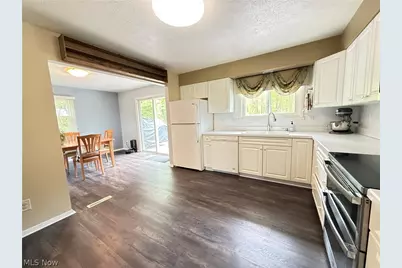 10239 Mulberry Road, Chardon, OH 44024 - Photo 15