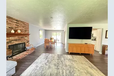 10239 Mulberry Road, Chardon, OH 44024 - Photo 11