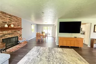 10239 Mulberry Rd, Chardon, OH 44024 - Photo 11