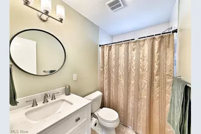 1739 Ridgeview Drive, Wickliffe, OH 44092 - Photo 9