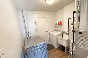 1739 Ridgeview Dr, Wickliffe, OH 44092 - Photo 13