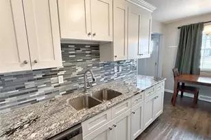 1739 Ridgeview Dr, Wickliffe, OH 44092 - Photo 7