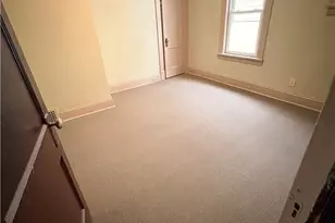 1299 W 89th St, Loveland, OH 44102 - Photo 7