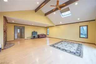 3475 Rolling Hills Dr, Pepper Pike, OH 44124 - Photo 7