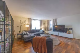 19101 Van Aken Blvd Blvd, Huber Heights, OH 44122 - Photo 5