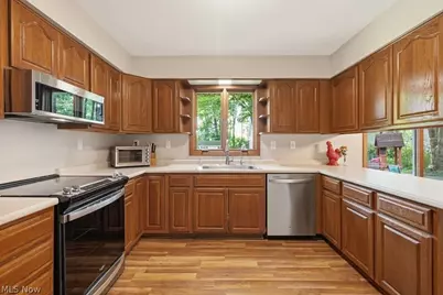 7165 Northview Drive, Wadsworth, OH 44281 - Photo 11