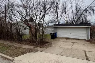 4609 Lee Rd, Loveland, OH 44128 - Photo 3