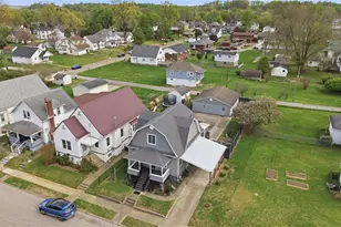 1027 32nd St, Parkersburg, WV 26104 - Photo 3