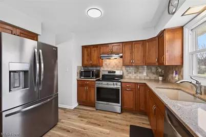 2058 Scenic Way, Akron, OH 44312 - Photo 11