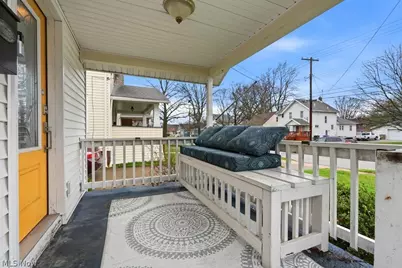 212 Marguerite Avenue, Cuyahoga Falls, OH 44221 - Photo 3