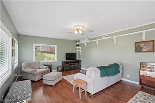 41 Cranberry St, Washington, WV 26181 - Photo 21