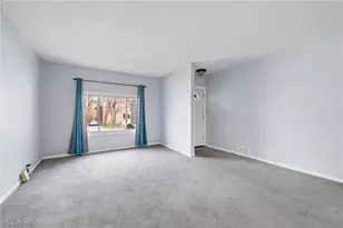 11915 Franklin Blvd, Oakwood, OH 44107 - Photo 5