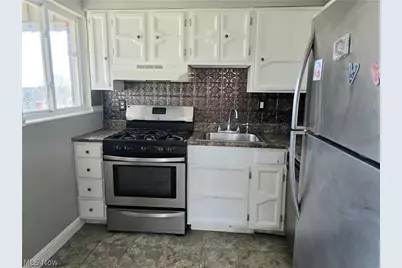 1018 Jackson Avenue, Parkersburg, WV 26101 - Photo 5
