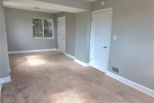 1018 Jackson Ave, Parkersburg, WV 26101 - Photo 11