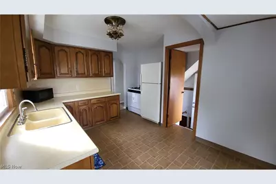 2520 Daleford Avenue NE, Canton, OH 44705 - Photo 13