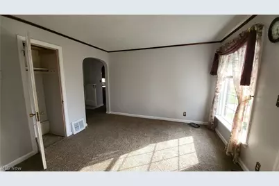 2520 Daleford Avenue NE, Canton, OH 44705 - Photo 15