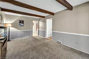 5862 Gareau Dr, North Olmsted, OH 44070 - Photo 15