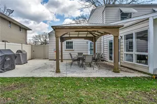 5862 Gareau Dr, North Olmsted, OH 44070 - Photo 39