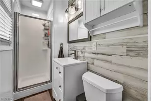 5862 Gareau Dr, North Olmsted, OH 44070 - Photo 27