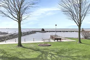 2548 Bay Vista Dr, Lakeside Marblehead, OH 43440 - Photo 37