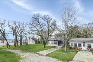 2548 Bay Vista Dr, Lakeside Marblehead, OH 43440 - Photo 5