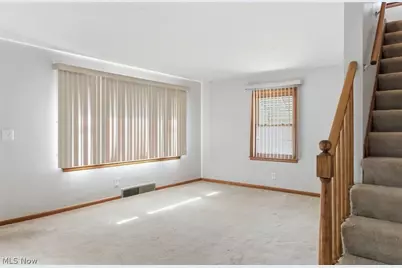 1350 Eastland Avenue SE, Warren, OH 44484 - Photo 9