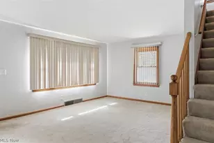 1350 Eastland Ave SE, Warren, OH 44484 - Photo 9