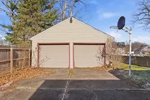 1350 Eastland Ave SE, Warren, OH 44484 - Photo 5