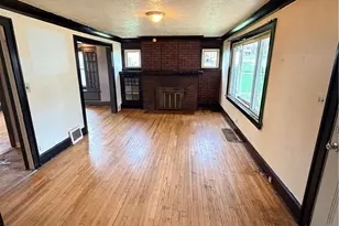 5328 Vine St, Maple Heights, OH 44137 - Photo 9