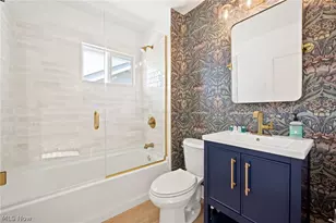 15401 Macauley Ave, Loveland, OH 44110 - Photo 19