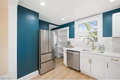 15401 Macauley Avenue, Loveland, OH 44110 - Photo 11