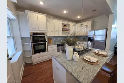 11430 Cedar Glen Parkway #B1-B2, Loveland, OH 44106 - Photo 3