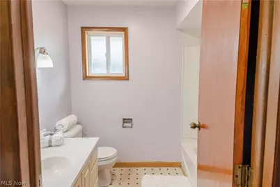 1177 Neptune Avenue, Akron, OH 44301 - Photo 17