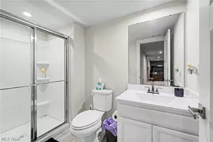 3268 Stoneleigh Rd NE, Canton, OH 44721 - Photo 27